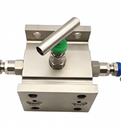 1151 Type Three-Valve Manifolds